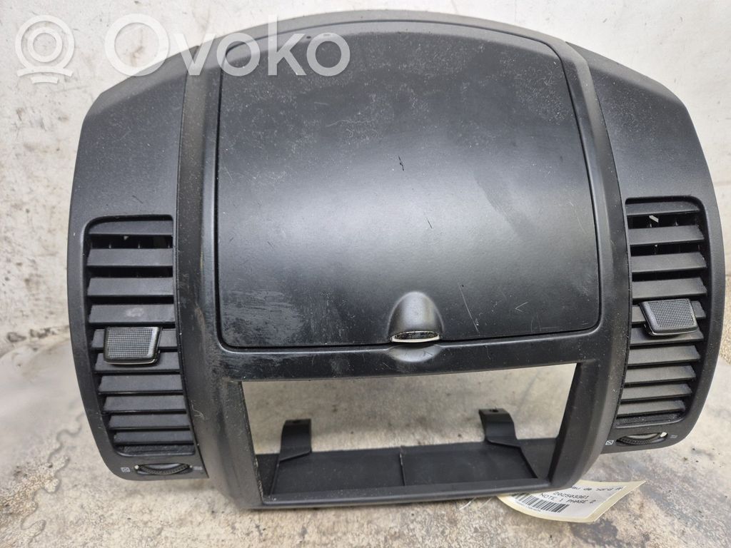 Nissan Note (E11) Šoninės oro grotelės 