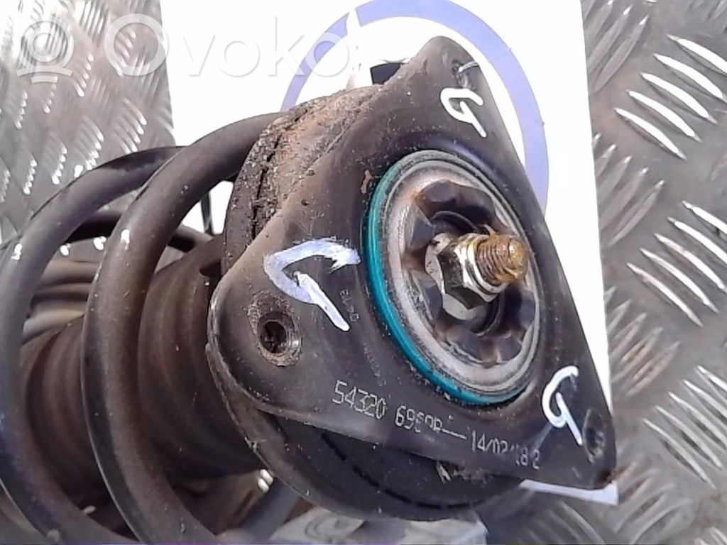 Nissan Qashqai Ammortizzatore anteriore con molla elicoidale 