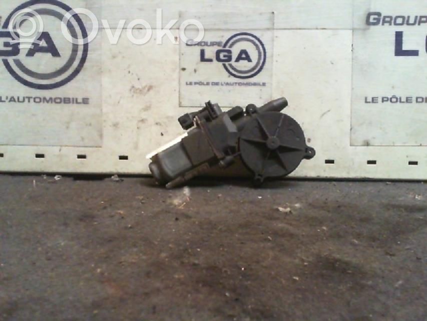 Seat Cordoba (6K) Silnik regulatora szyby drzwi przednich 