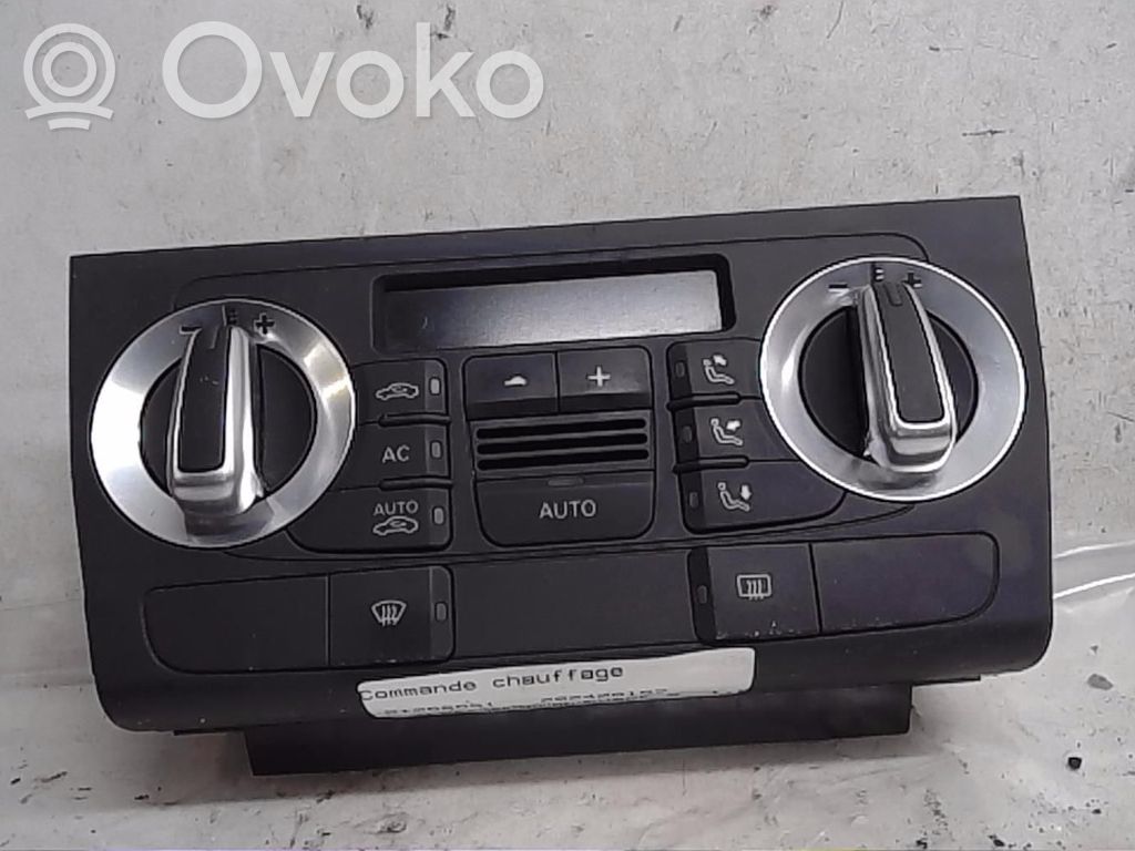 Audi A3 S3 8P Panel klimatyzacji 