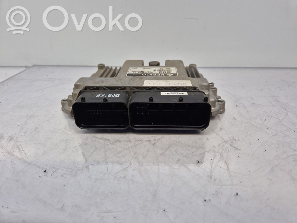KIA Sportage Engine control unit/module 