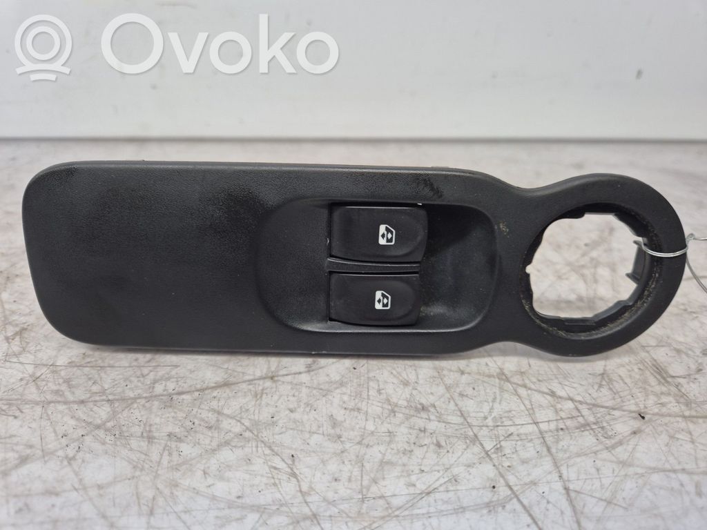 Renault Modus Interruttore di controllo dell’alzacristalli elettrico 