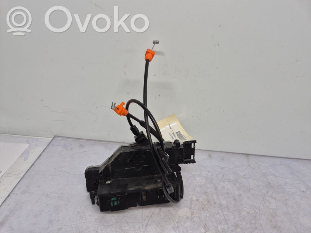 Citroen C4 I Picasso Takaoven lukko