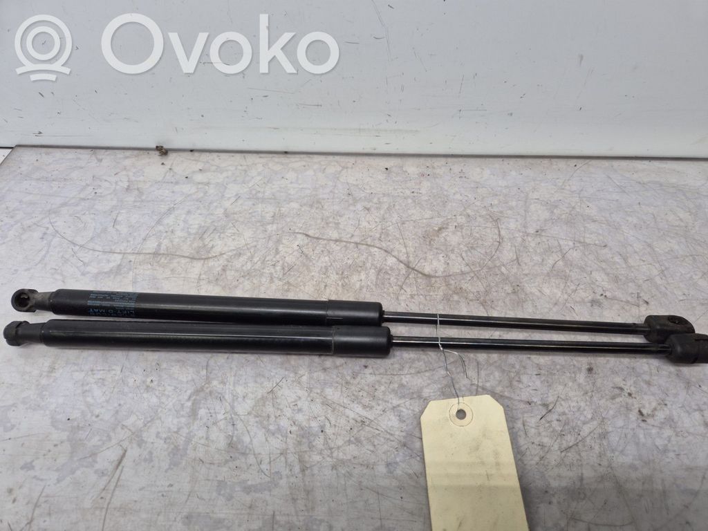 Volkswagen PASSAT B6 Ammortizzatore portellone posteriore/bagagliaio