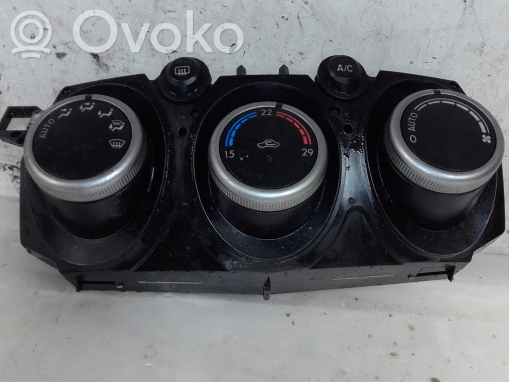 Mazda 2 Climate control unit 