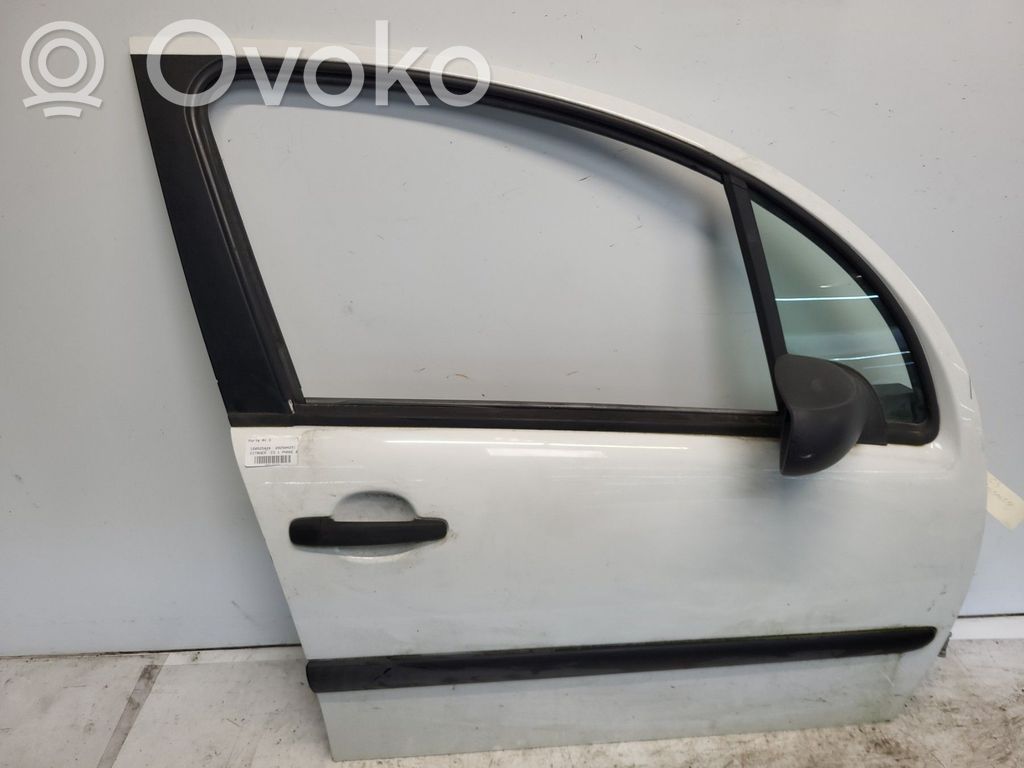 Puerta delantera   9004Y7