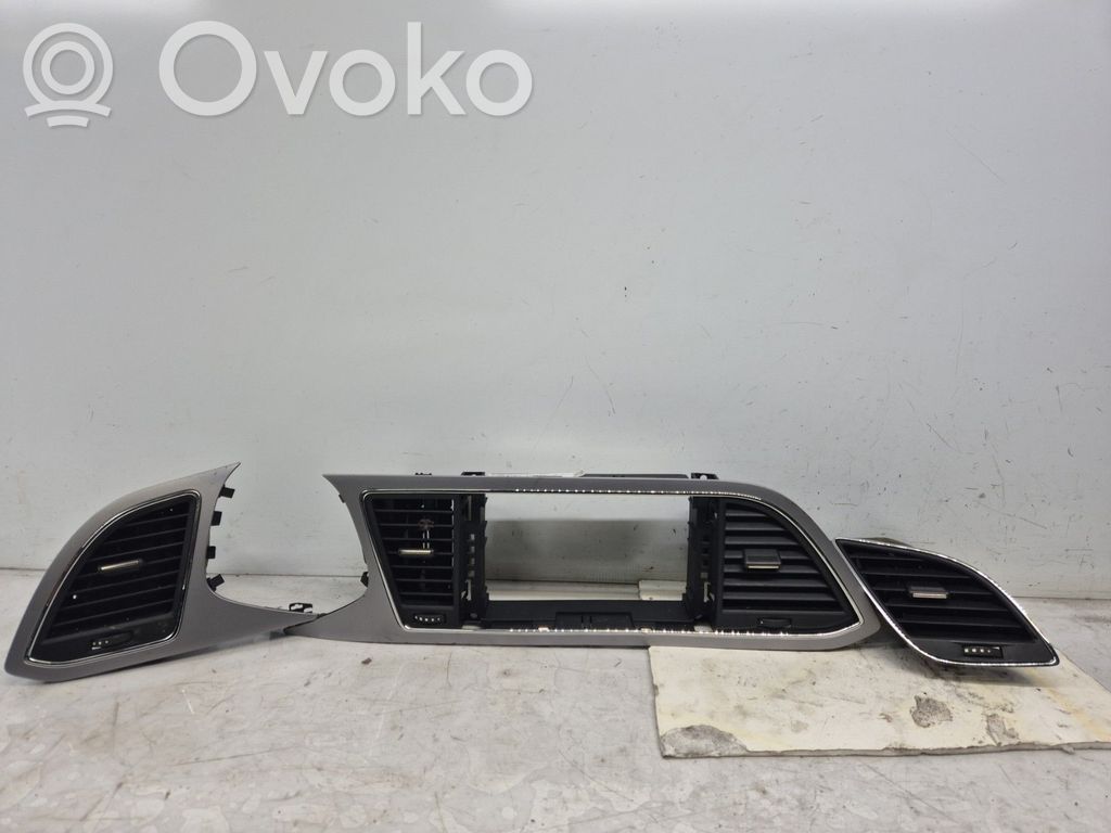 Seat Leon (5F) Grilă ventilație centrală