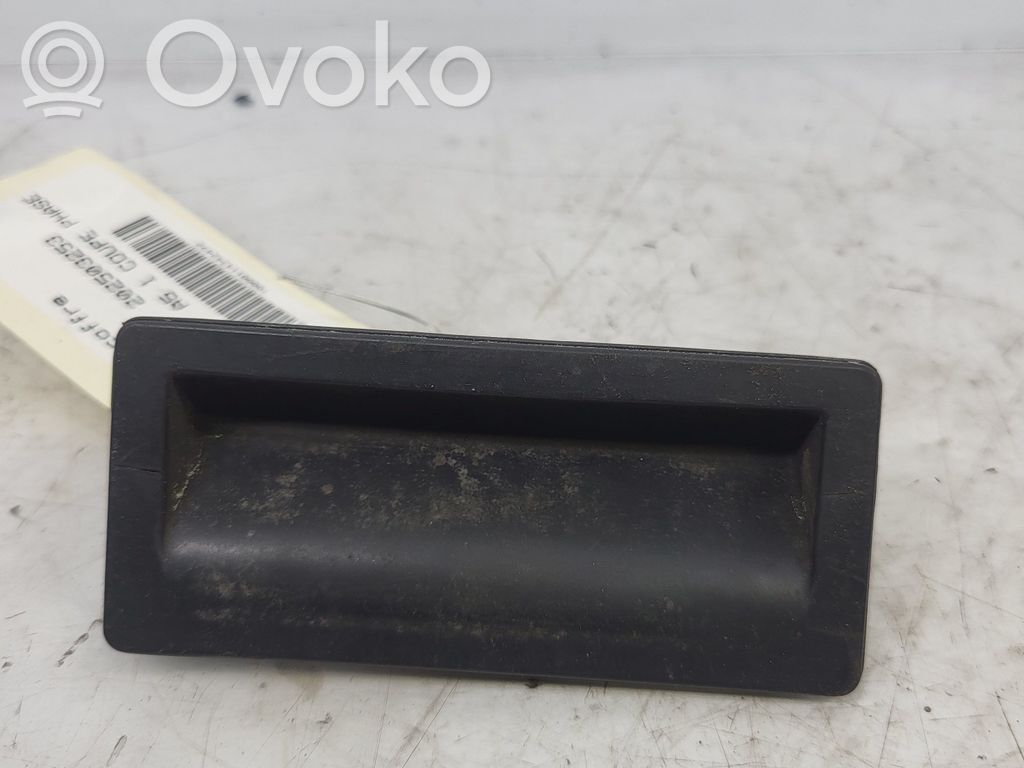 Audi A5 8T 8F Tailgate opening switch 