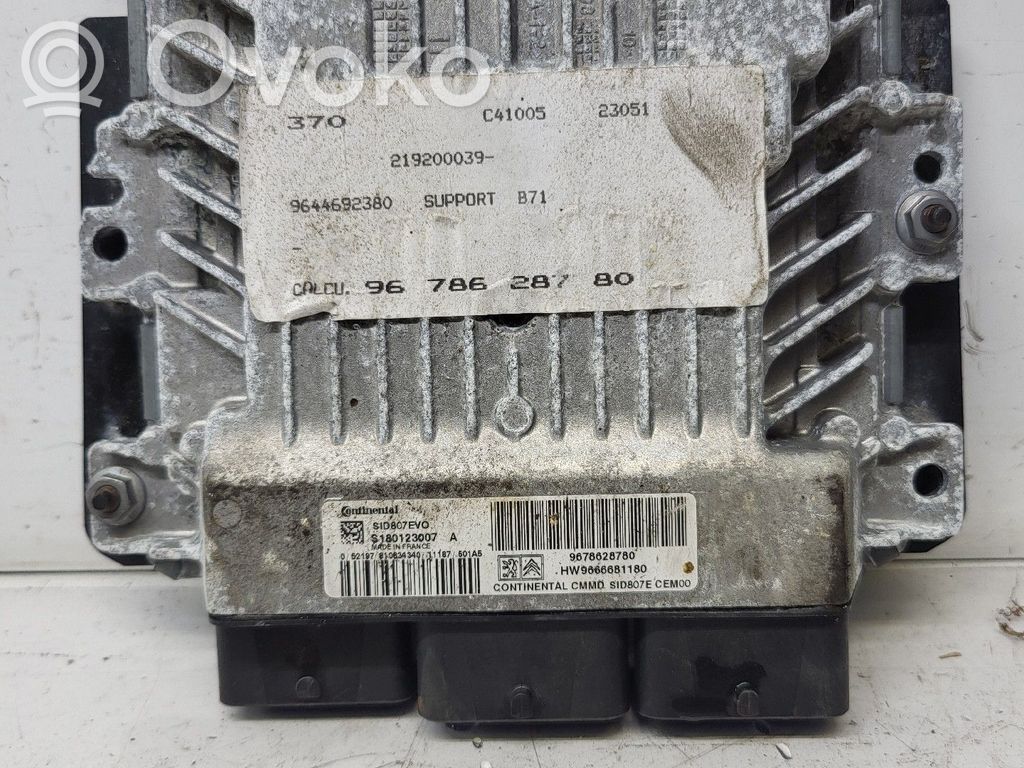 Citroen C4 II Engine control unit/module 