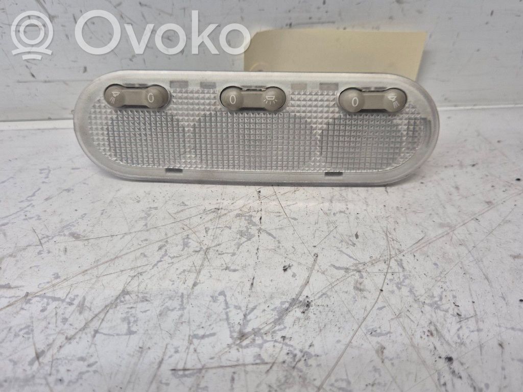 Nissan Qashqai Front seat light 