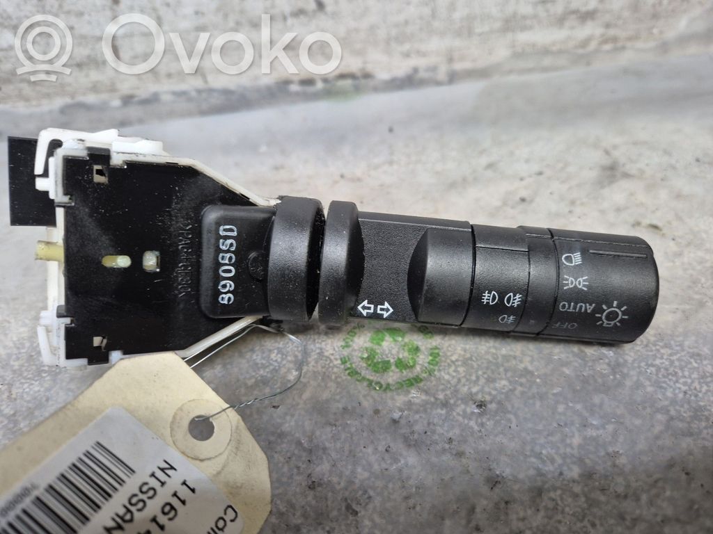 Nissan Qashqai Manetă semnalizator 