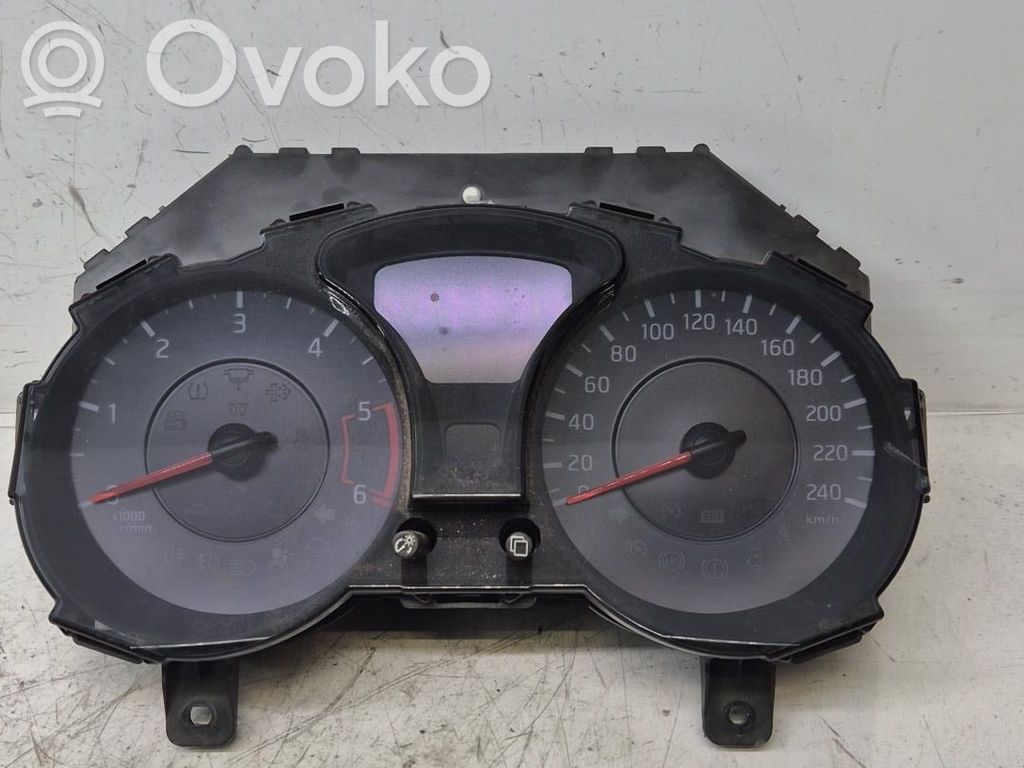 Nissan Juke I F15 Licznik / Prędkościomierz