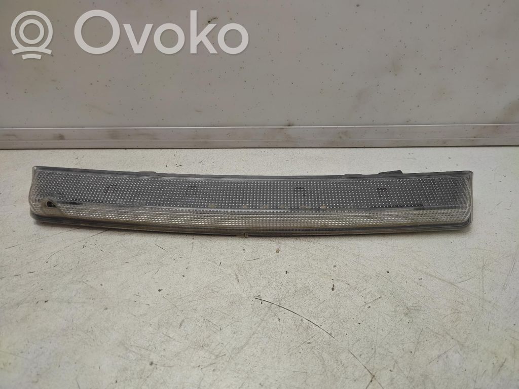 Citroen C4 II Trzecie światło stop 