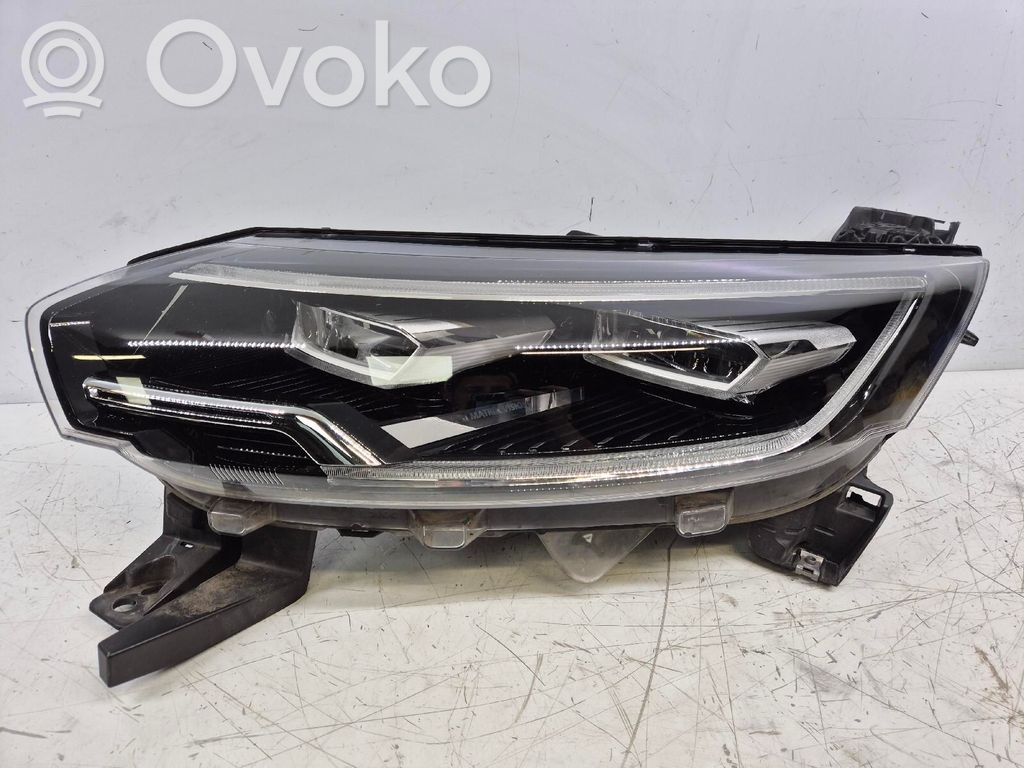 Renault Espace V (RFC) Far 