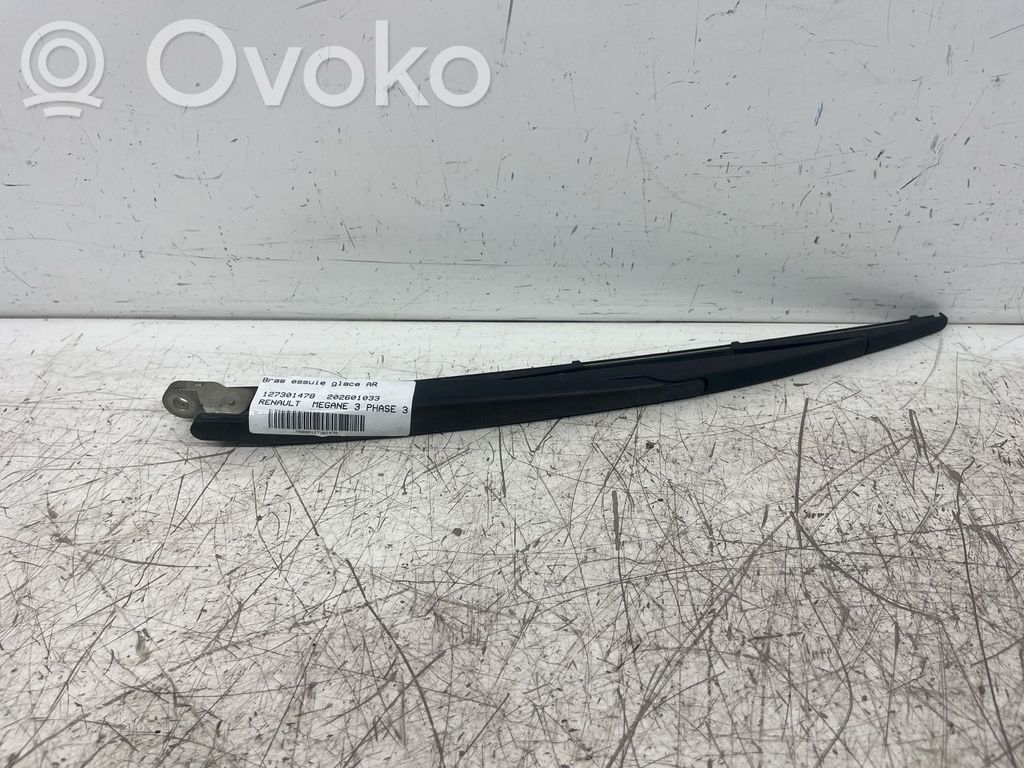 Renault Megane III Ramię wycieraczki szyby tylnej 