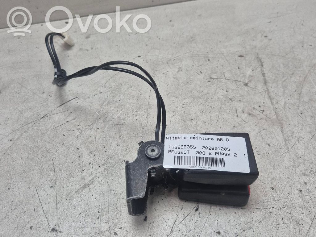 Peugeot 308 Hebilla del cinturón de seguridad trasero