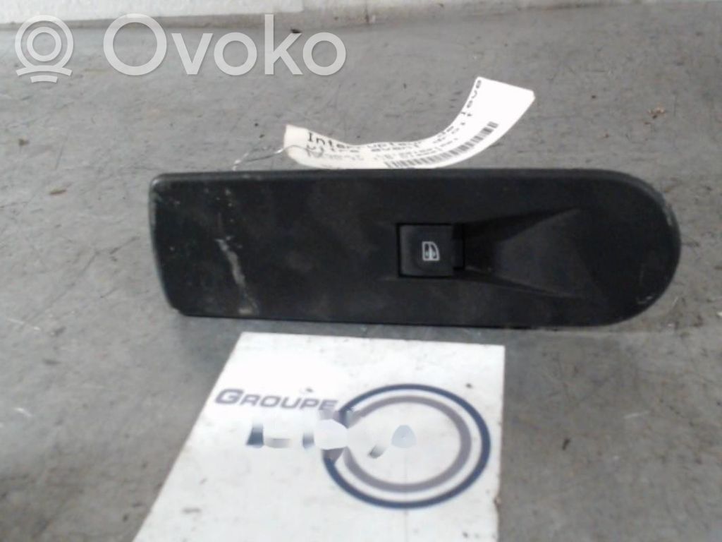 Renault Clio IV Interruttore di controllo dell’alzacristalli elettrico