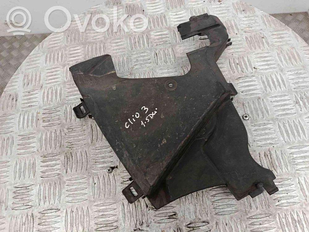Renault Clio III Jakohihnan suoja 