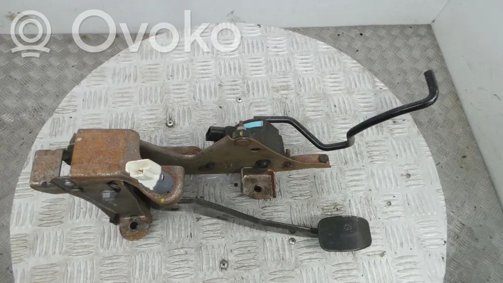 Renault Clio III Czujnik położenia pedału gazu / przyspieszenia 