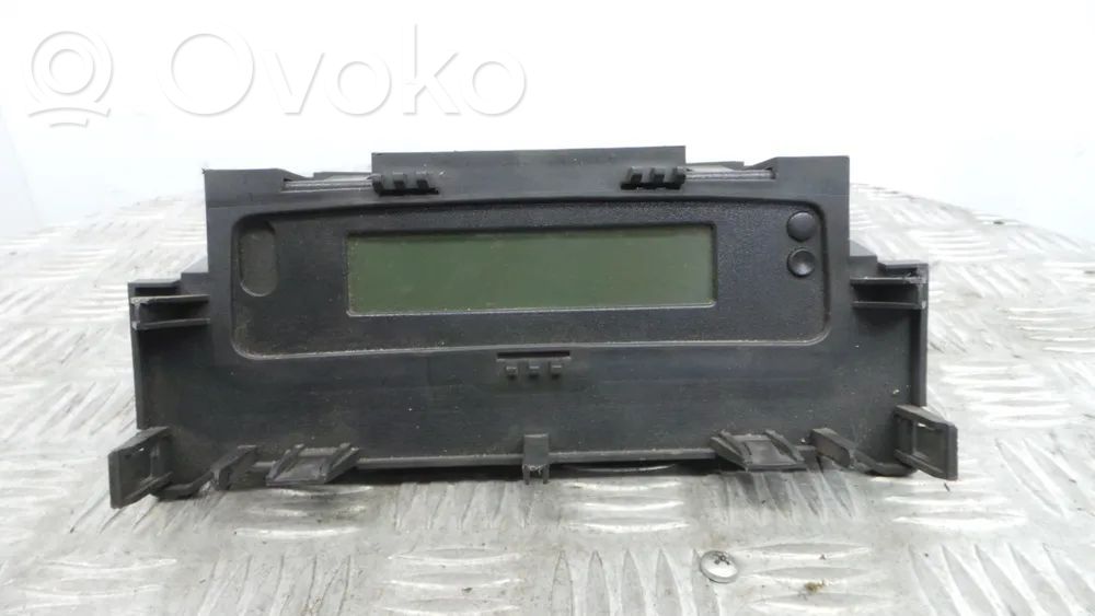 Renault Megane II Monitor / wyświetlacz / ekran 