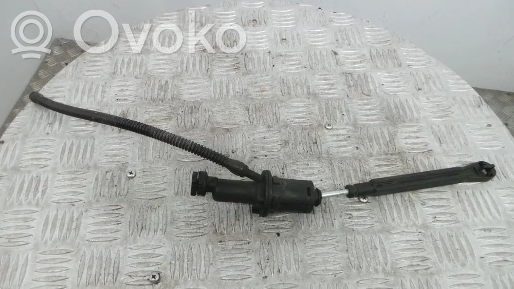 Mazda 2 Kytkimen pääsylinteri 