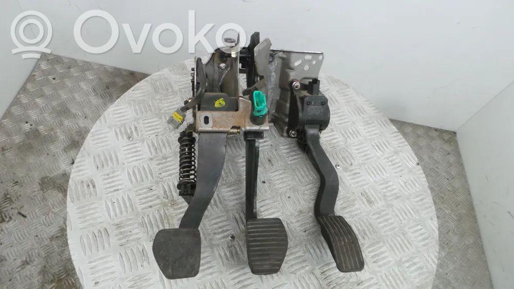 Mazda 2 Brake pedal sensor switch 