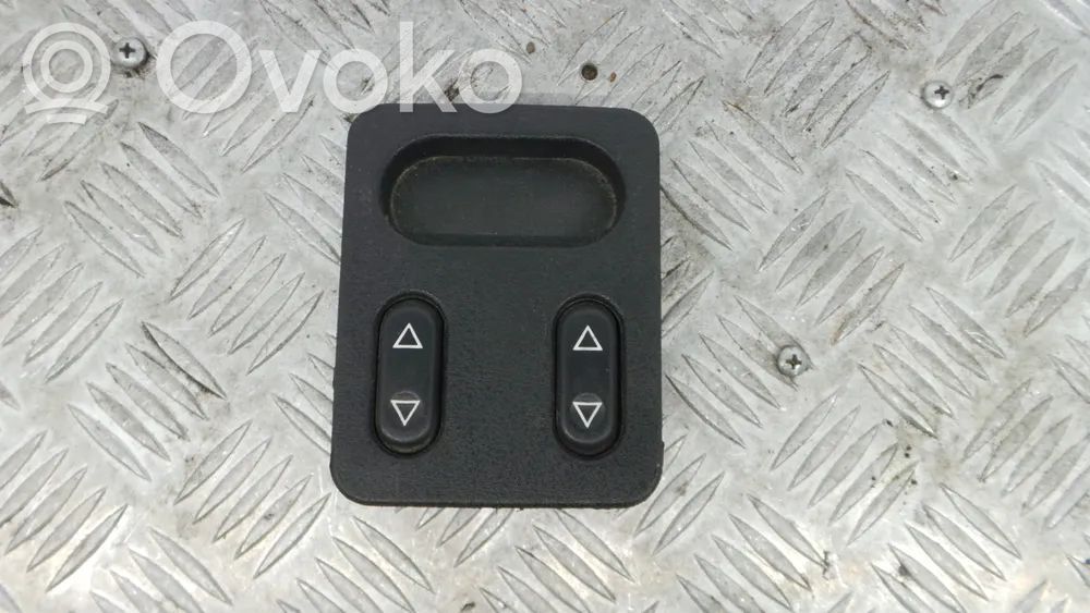 Peugeot 306 Electric window control switch 
