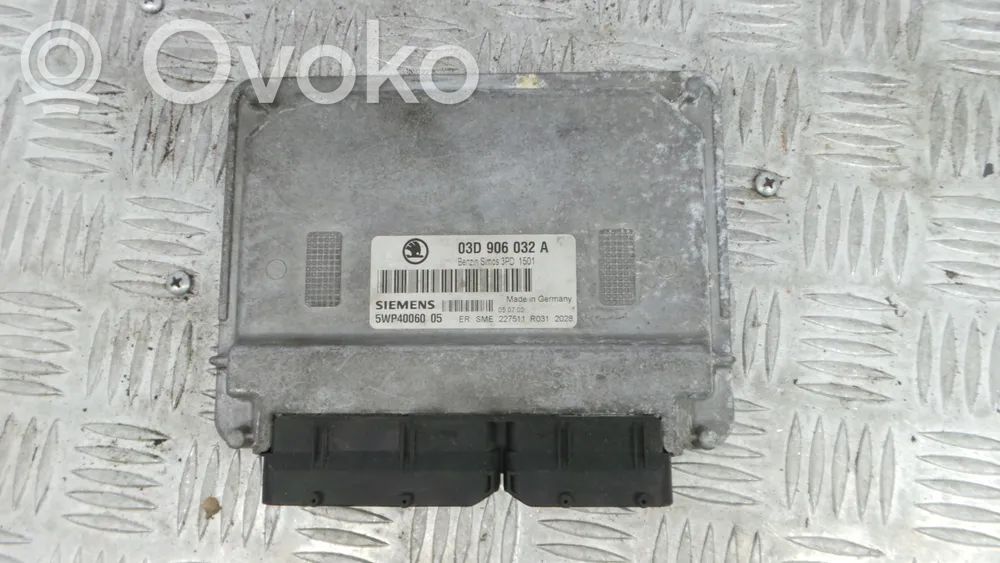 Engine control unit/module ECU   03D906032A,5WP4006005