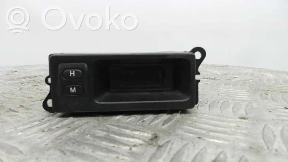 Clock   52010034A,39700ST3E0