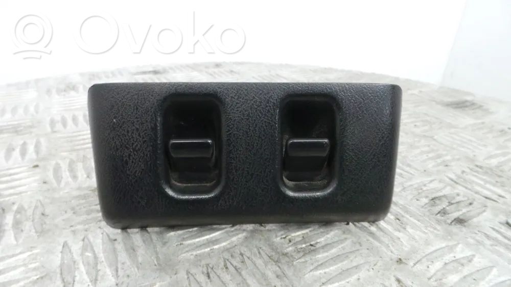 Rover 25 Front door window switch trim 
