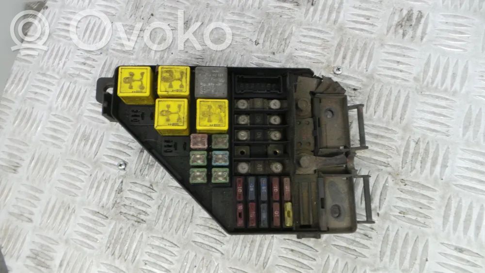 Rover 25 Drošinātāju kaste (komplekts) 