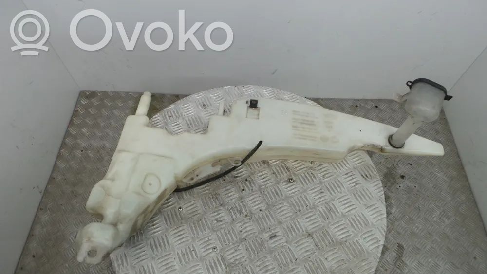Ford Focus Zbiornik płynu do spryskiwaczy szyby przedniej / czołowej 