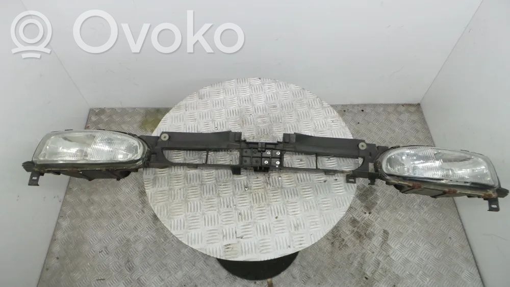 Ford Mondeo MK I Einzelteil Scheinwerfer 