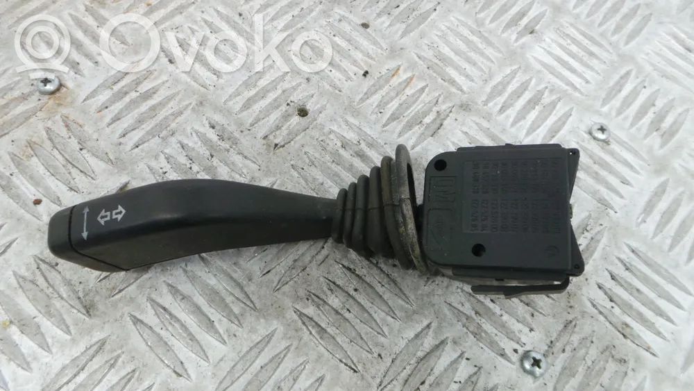 Opel Corsa B Manetka / Przełącznik kierunkowskazów 