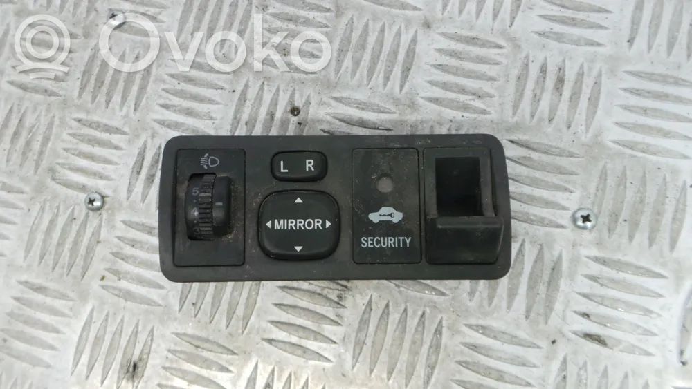 Toyota Corolla Verso E121 Interruptor de control de altura del faro delantero 
