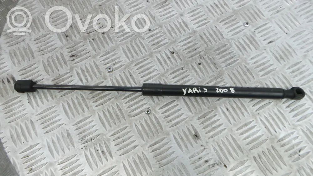 Toyota Yaris Siłownika klapy tylnej bagażnika 