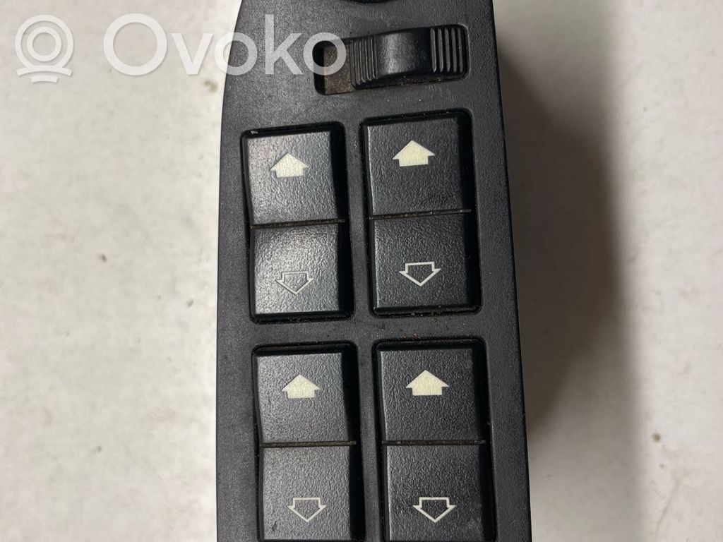 BMW 5 E39 Electric window control switch 