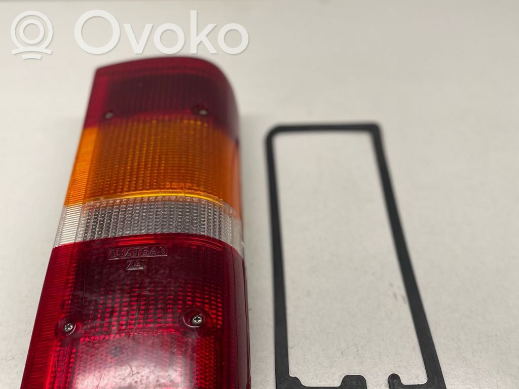 Rear/tail lights   95VG13404AA