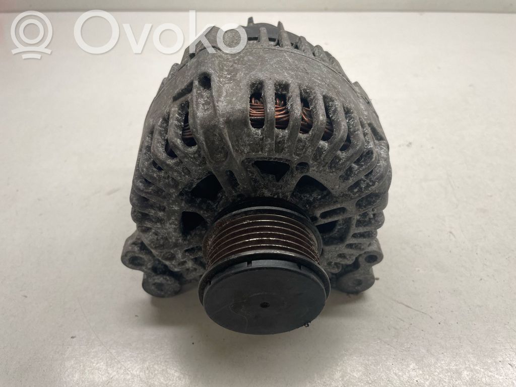 Audi A5 Sportback 8TA Alternador 