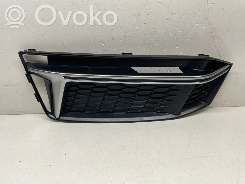Audi A4 S4 B9 8W Kratka dolna zderzaka przedniego 