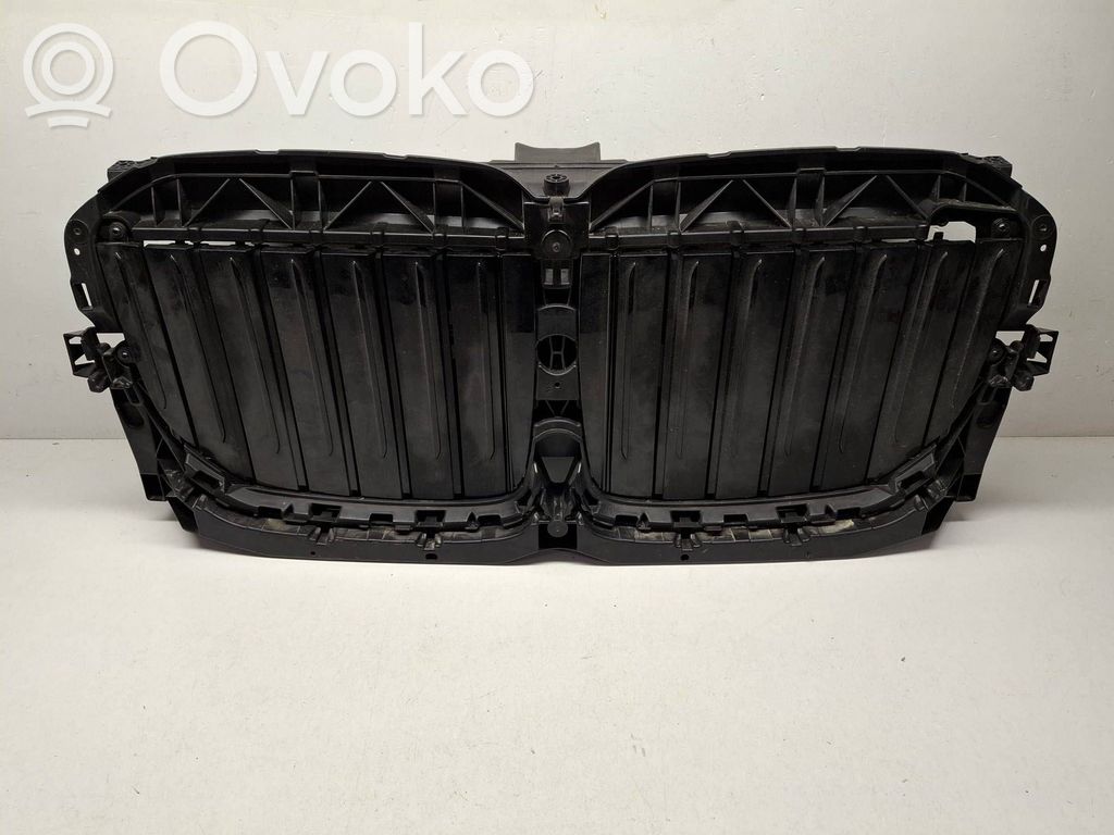 BMW X7 G07 Maskownica / Grill / Atrapa górna chłodnicy 