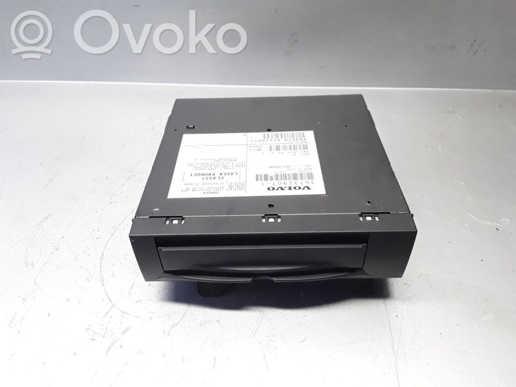 Volvo V50 Navigation unit CD/DVD player 