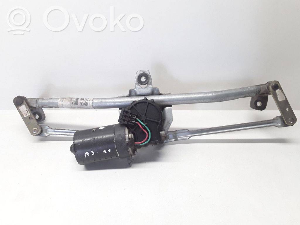 Audi A3 S3 8L Front wiper linkage and motor 