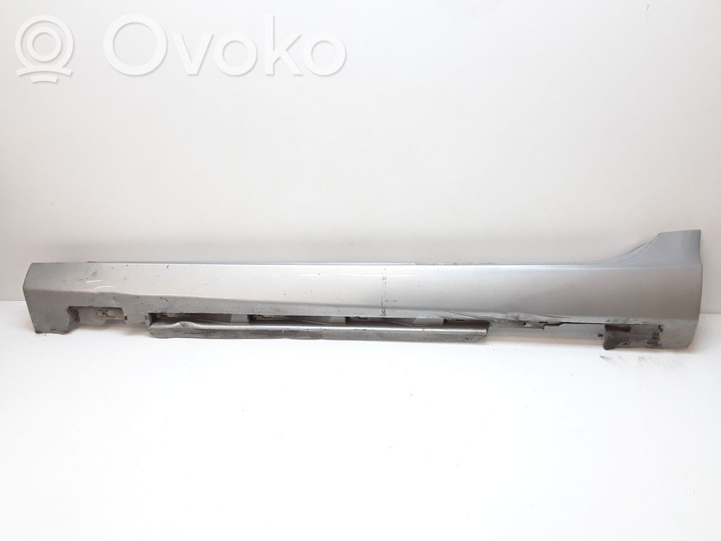 Volvo V40 Sill 
