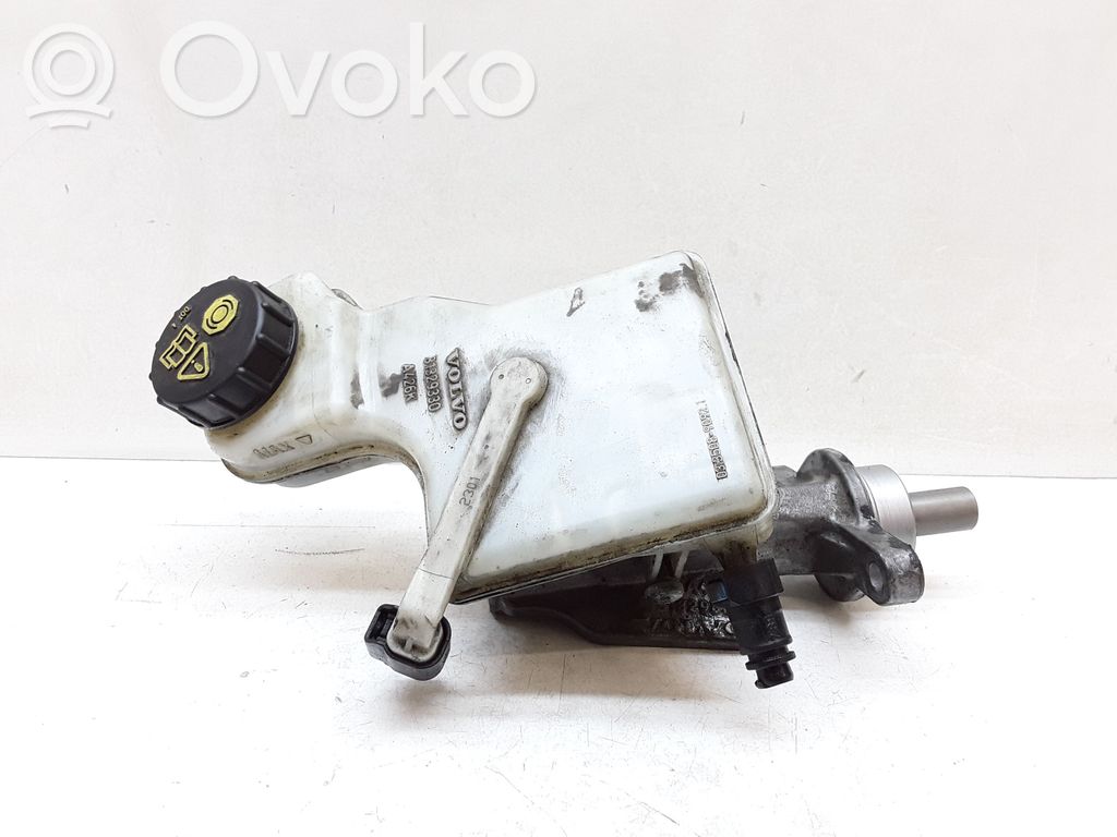 Volvo V40 Master brake cylinder 