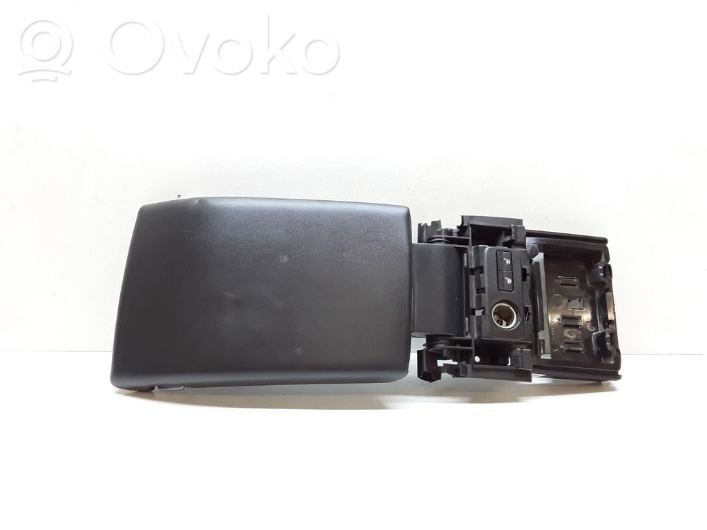 Volvo V70 Armrest 