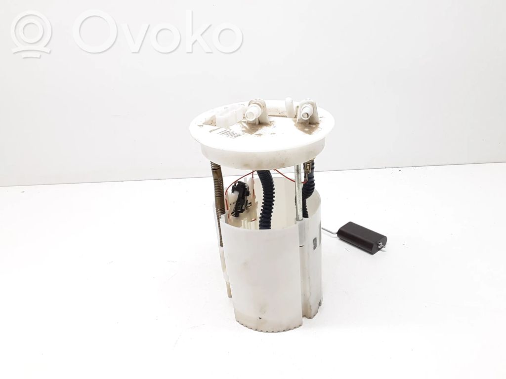 Volvo V40 Fuel level sensor 