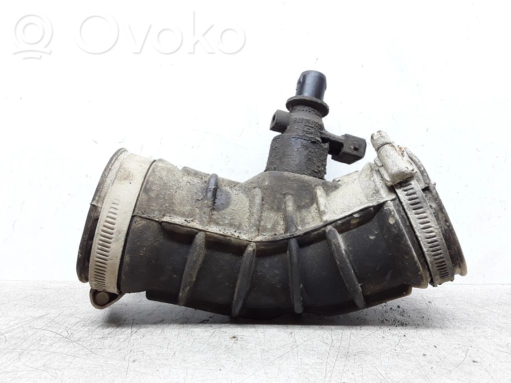 Intercooler hose/pipe   3063685