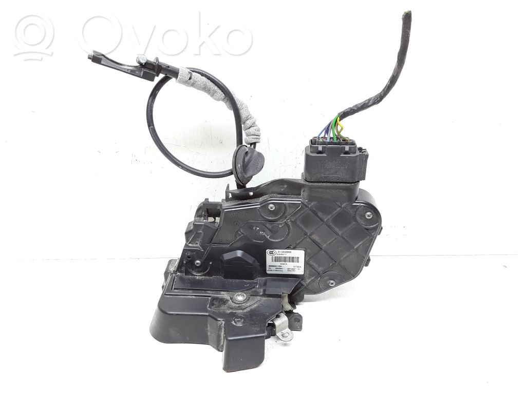 Volvo XC70 Rear door lock 