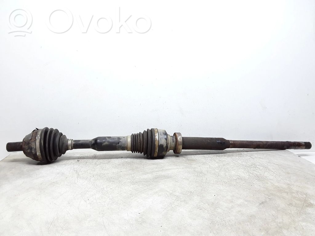 Volvo XC60 Priekinis pusašis 